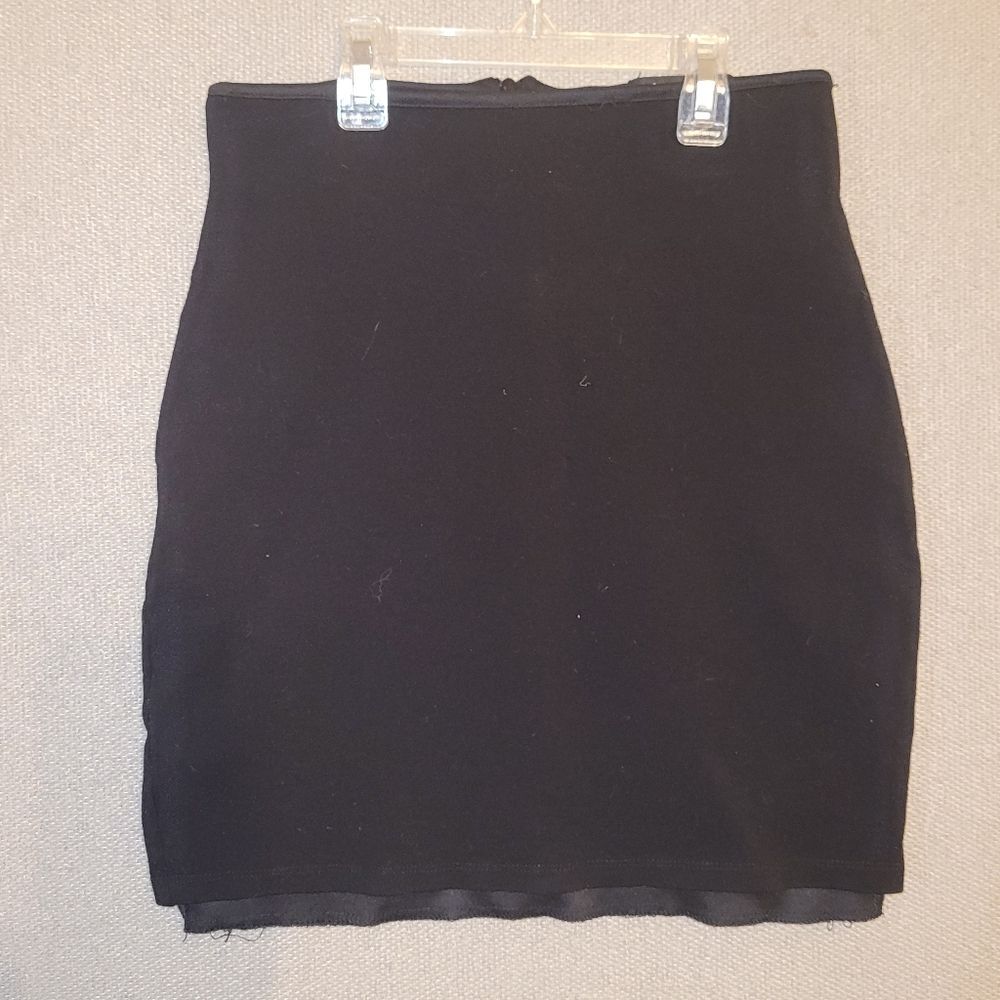 Lulus Size Medium Classic Black Pencil Skirt
